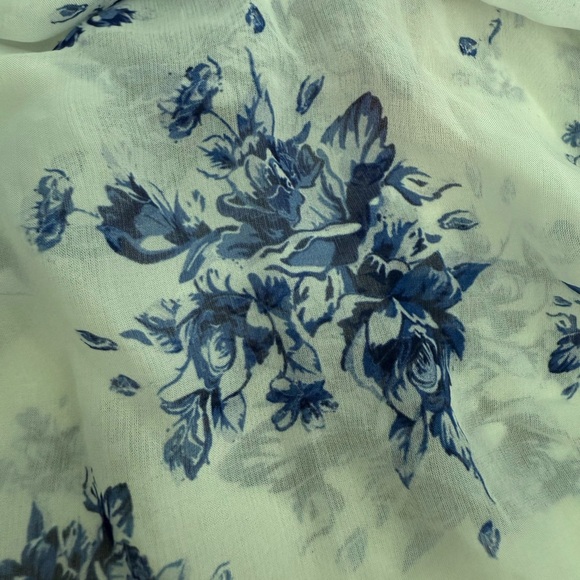 Rococo Sand Cover Up - Picture 5 of 7